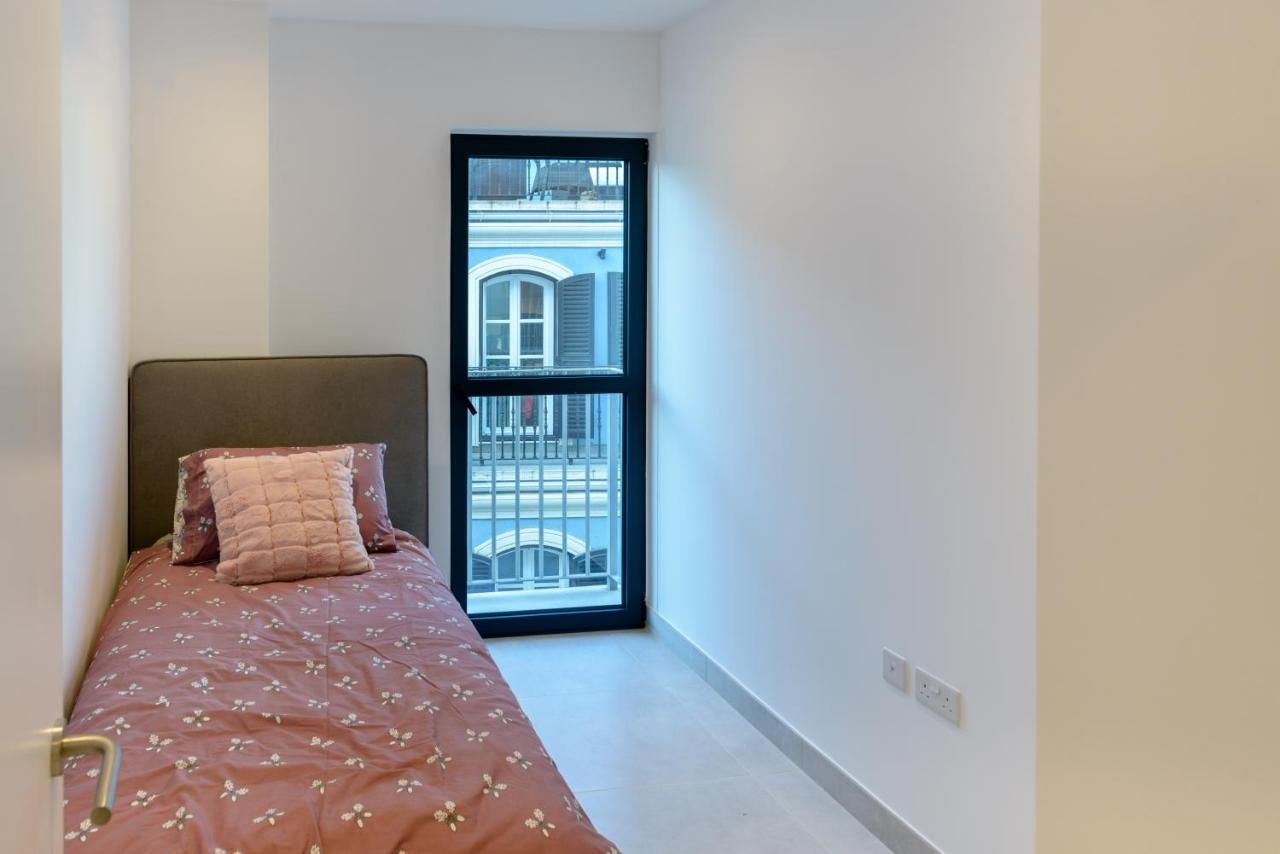 גיברלטר Brand New Luxury 2 Beds Apartment At The Residence-Hosted By Sweetstay מראה חיצוני תמונה